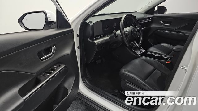 Hyundai Kona 2023 — photo 17