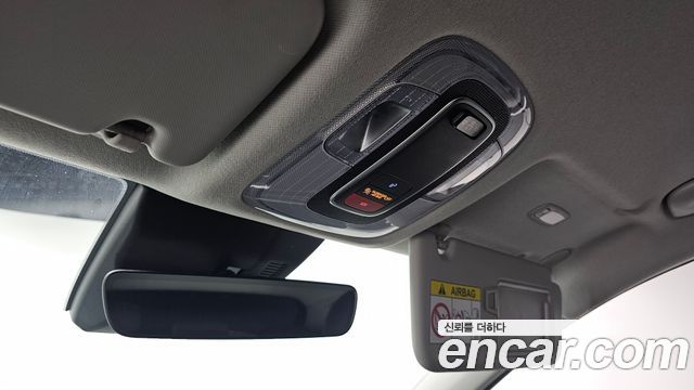 Hyundai Kona 2023 — photo 25