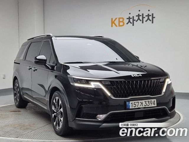 Kia Canival 2022 — photo 3
