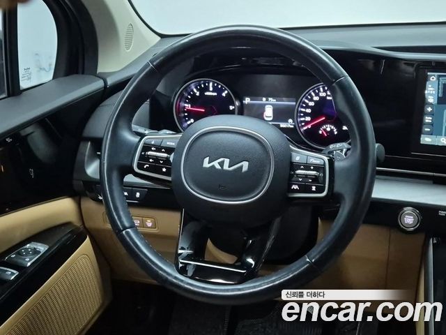 Kia Canival 2022 — photo 13