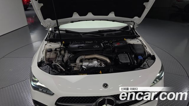Mercedes-Benz CLA-Class 2025 — photo 6