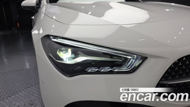 Mercedes-Benz CLA-Class 2025 — photo 8