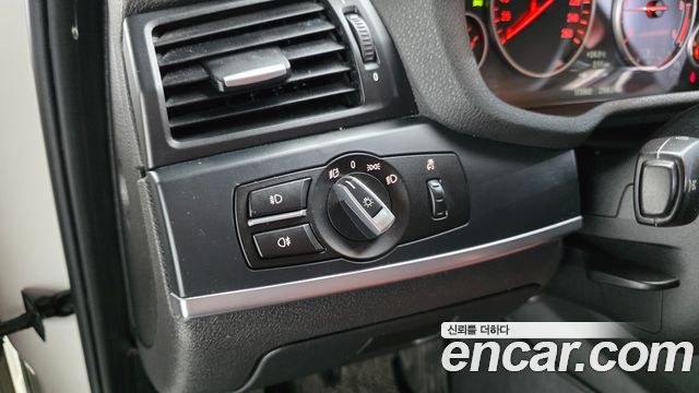 BMW X3 2013 — photo 17