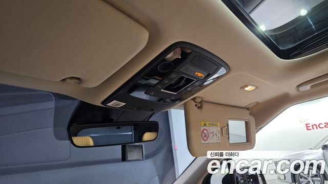 Kia Canival 2021 — photo 9