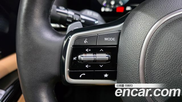 Kia Canival 2021 — photo 11