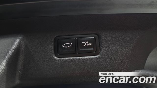 Kia Canival 2021 — photo 17