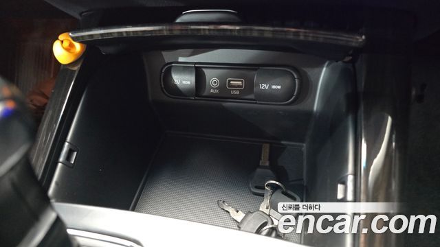 Kia Sorento 2018 — photo 13