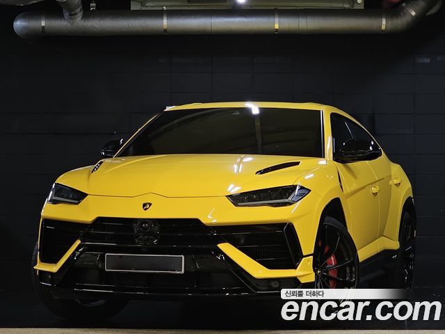 Lamborghini Urus 2024 — photo 1