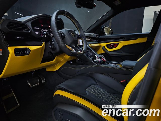 Lamborghini Urus 2024 — photo 9