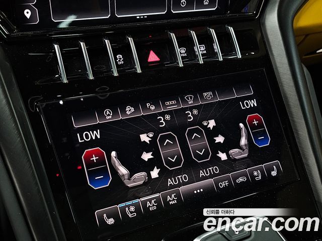 Lamborghini Urus 2024 — photo 16