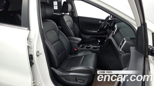 Kia Sportage 2020 — photo 11