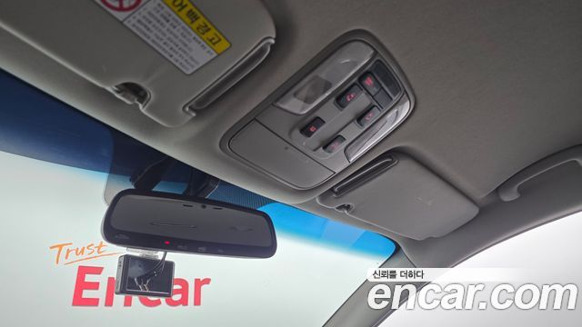 Kia Canival 2015 — photo 19