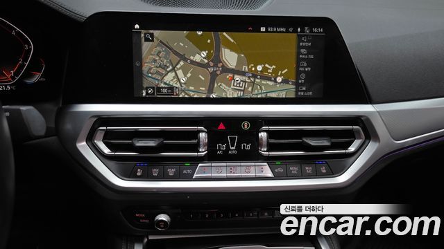 BMW 4-Series 2021 — photo 19