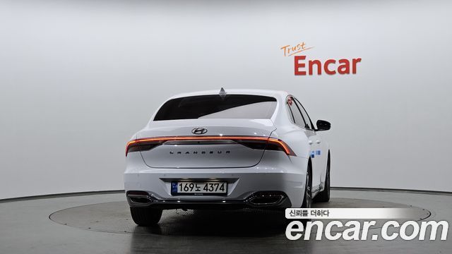 Hyundai Grandeur 2023 — photo 4