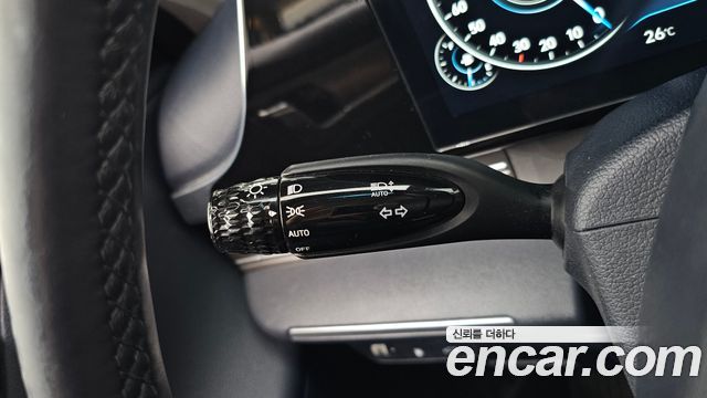 Hyundai Grandeur 2023 — photo 27