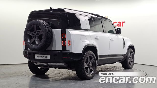 Land Rover Defender 2026 — photo 2