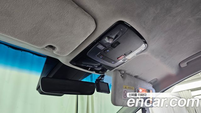 Hyundai Staria 2023 — photo 17