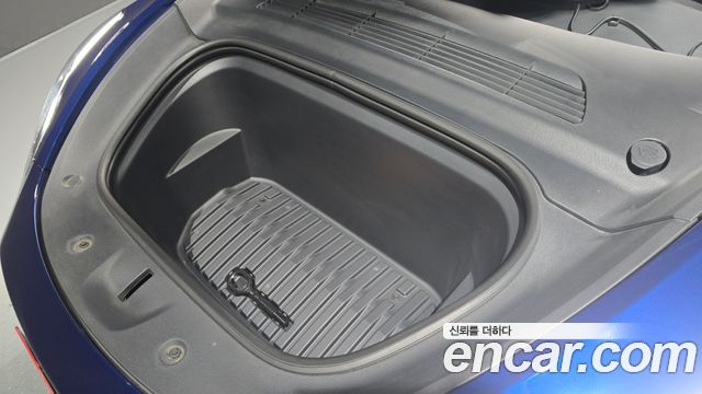 Tesla Model Y 2022 — photo 6