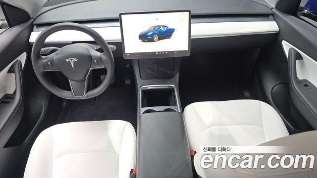 Tesla Model Y 2022 — photo 10