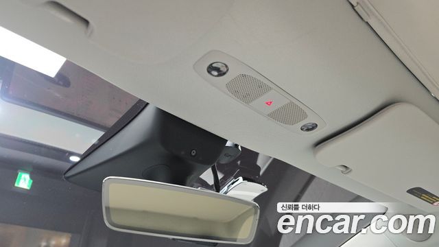 Tesla Model Y 2022 — photo 32
