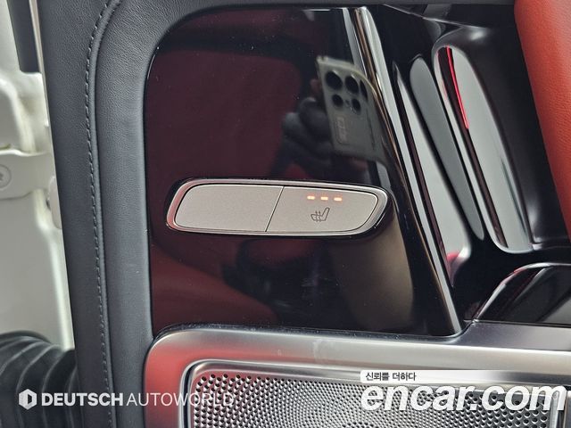 Mercedes-Benz G-Class 2021 — photo 16