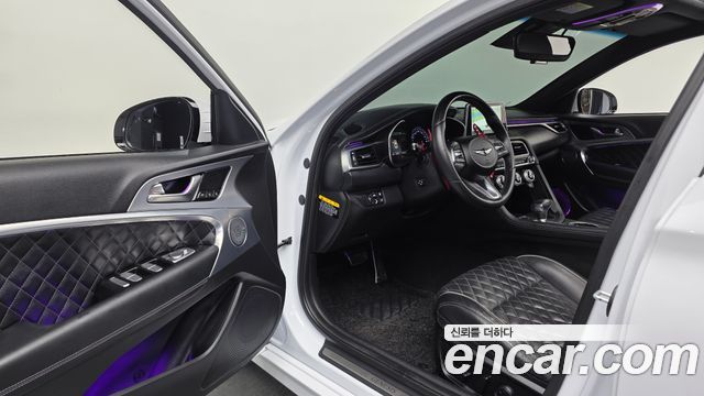 Genesis G70 2019 — photo 10