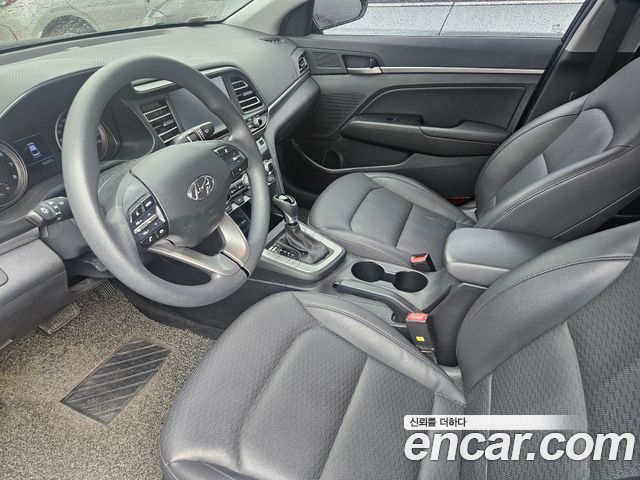 Hyundai AVANTE 2020 — photo 5