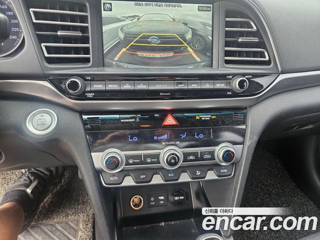 Hyundai AVANTE 2020 — photo 10