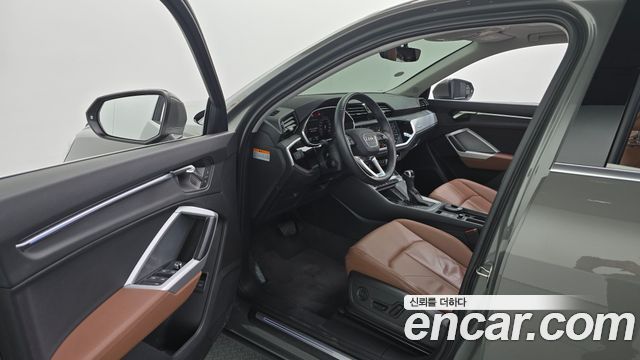 Audi Q3 2022 — photo 13
