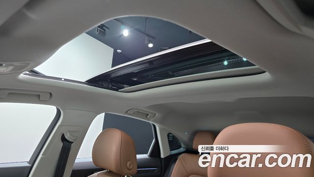Audi Q3 2022 — photo 25