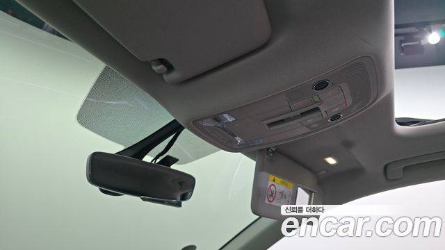 Audi Q3 2022 — photo 29