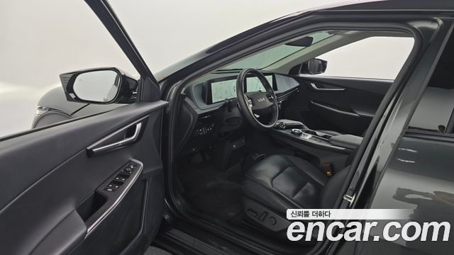 Kia EV6 2022 — photo 13