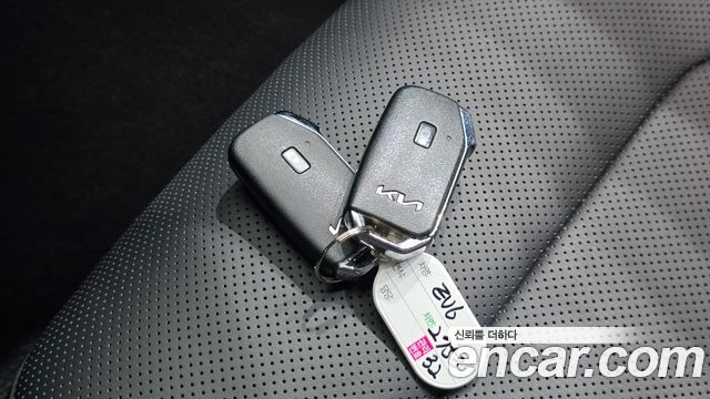 Kia EV6 2022 — photo 23