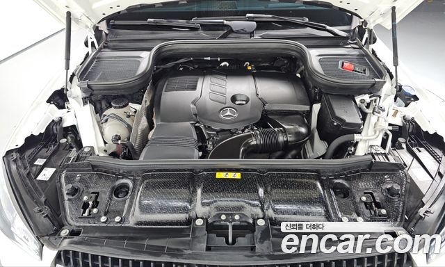 Mercedes-Benz GLE-Class 2023 — photo 6