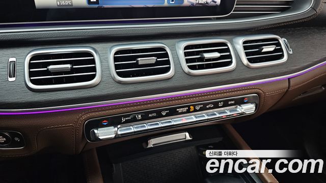 Mercedes-Benz GLE-Class 2023 — photo 27