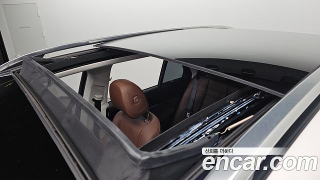 Mercedes-Benz GLE-Class 2023 — photo 29