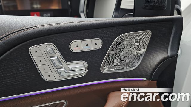 Mercedes-Benz GLE-Class 2023 — photo 30