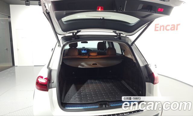 Mercedes-Benz GLE-Class 2023 — photo 37