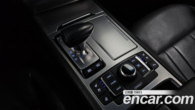 Genesis G80 2018 — photo 12