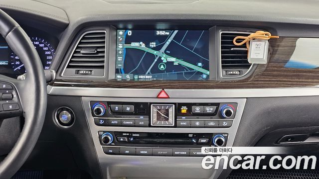 Genesis G80 2018 — photo 19
