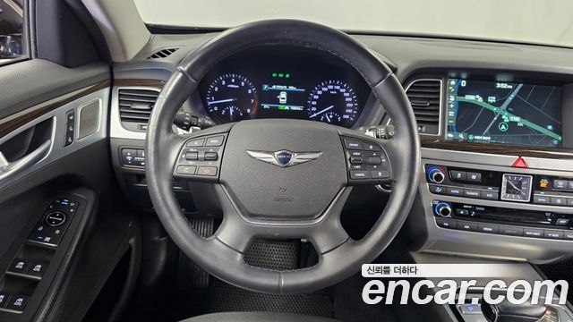 Genesis G80 2018 — photo 20
