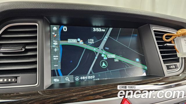 Genesis G80 2018 — photo 26