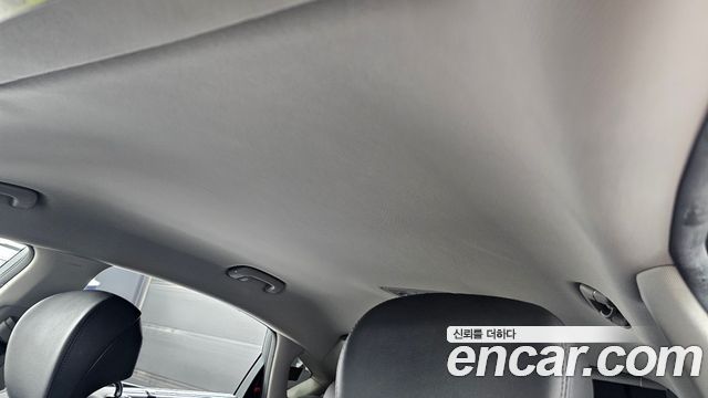 Genesis G80 2018 — photo 27