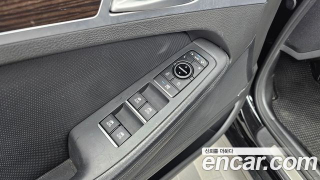 Genesis G80 2018 — photo 34