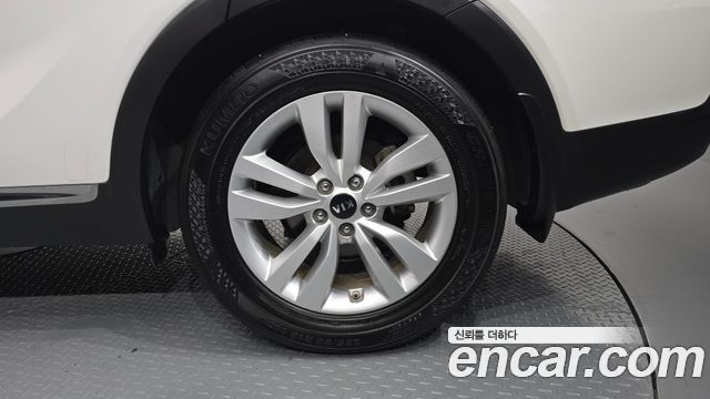 Kia Sorento 2016 — photo 7