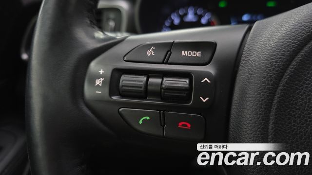 Kia Sorento 2016 — photo 27