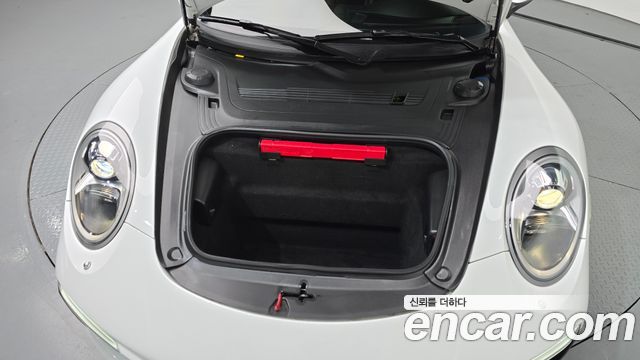 Porsche 911 2018 — photo 6