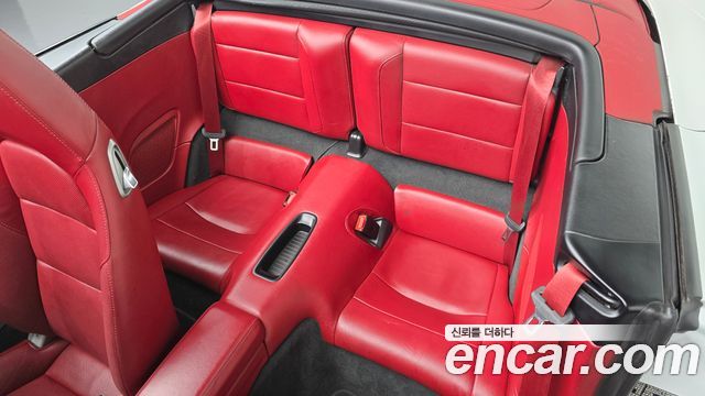 Porsche 911 2018 — photo 17