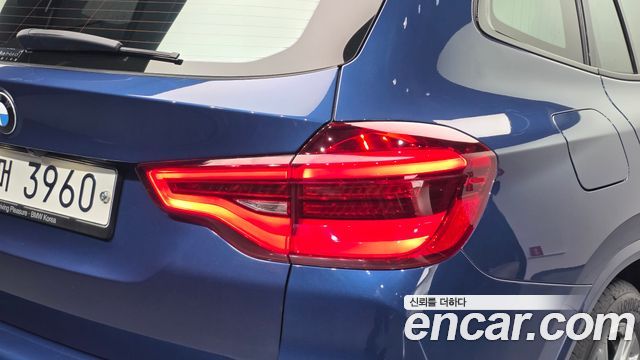 BMW X3 2019 — photo 9