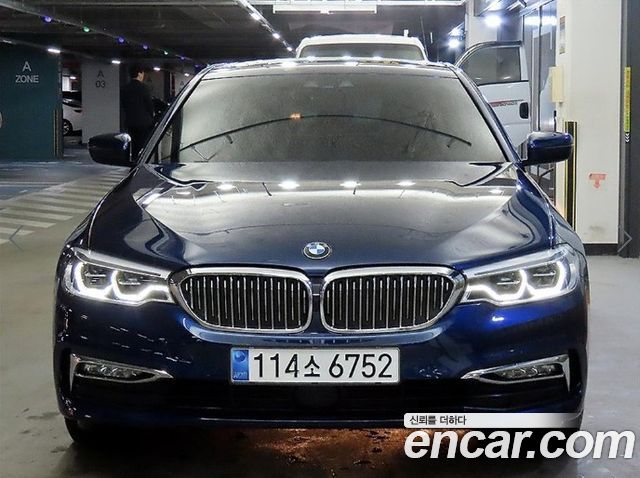 BMW 5-Series 2018 — photo 1